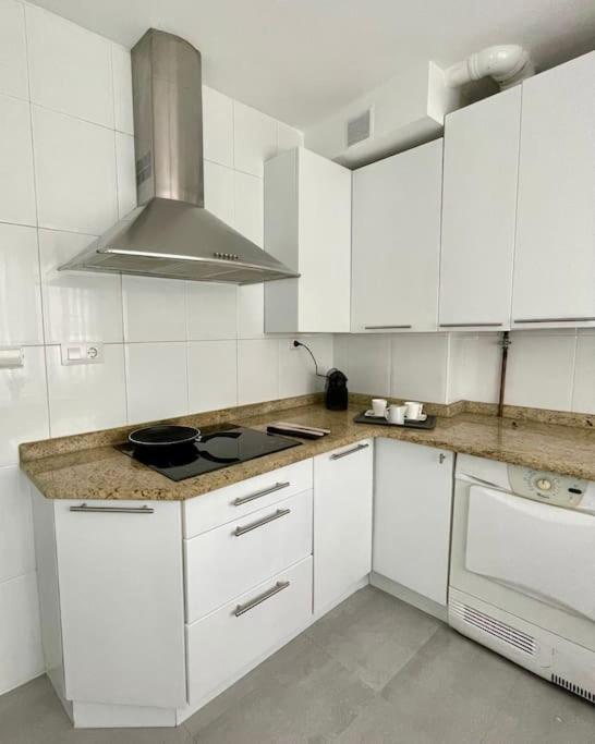 Apartmán Planta Baja-Jardin-Parking Santander Exteriér fotografie